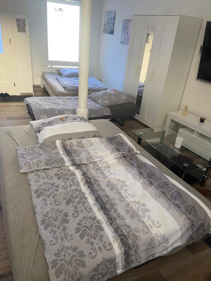 Schöne kleine Einraumwohnung mit Küche und Kamin in Holzthaleben Helbedundorf Exterior foto