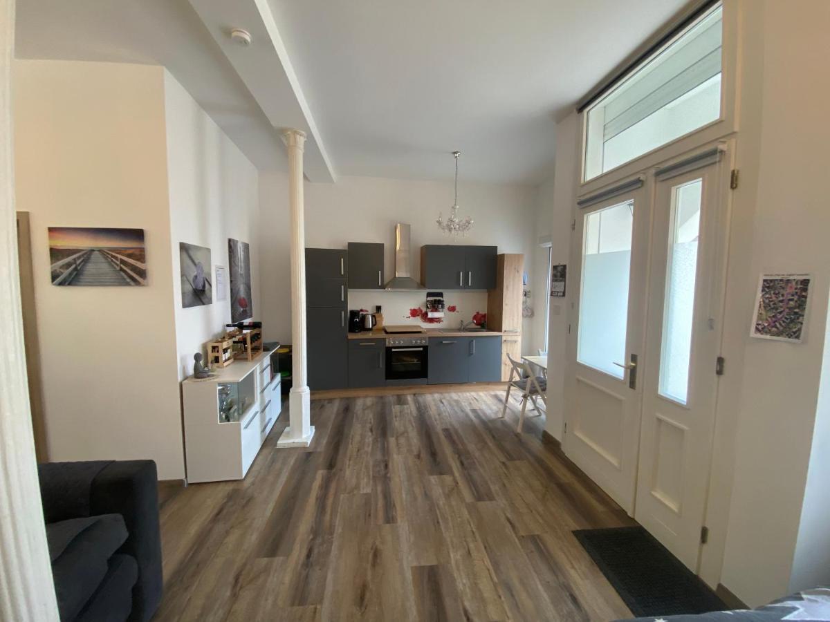 Schöne kleine Einraumwohnung mit Küche und Kamin in Holzthaleben Helbedundorf Exterior foto